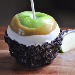 Oreo Caramel Apple