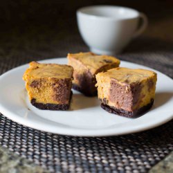 Pumpkin Chocolate Cheesecake Bars