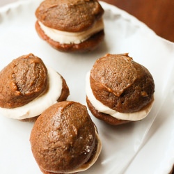 Pumpkin Whoopie Pies