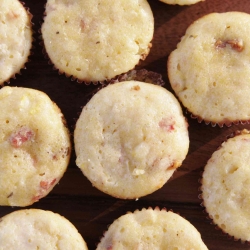 Garlic & Tomato Corn Muffins