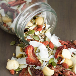 Strawberry & Goji Muesli