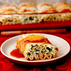 Lighter Spinach Lasagna Roll Ups