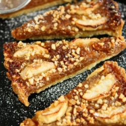 Apple, Ginger & Treacle Tart