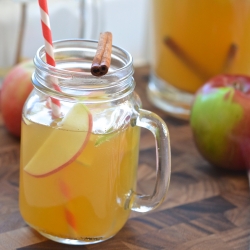 Fall Apple Sangria