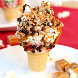 Popcorn and Caramel Chocolate Cones