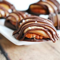 Salted Caramel Turtles Candy