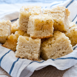 Garlic Bread Buttermilk Biscuits