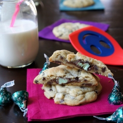 Mint Truffle Stuffed Cookies