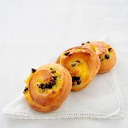 Brioches with Chocolate Creme