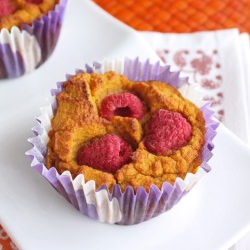 Low Carb Pumpkin Raspberry Muffins