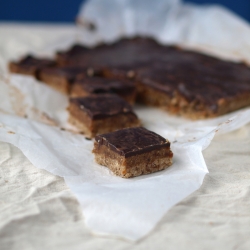 Raw Vegan Caramel Slice