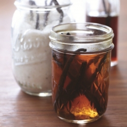 Homemade Vanilla Extract & Sugar