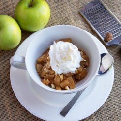 Two Minute Apple Pie in a Mug