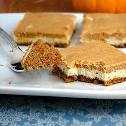 Light Pumpkin Cheesecake Bars