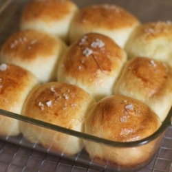 Buttery Make-Ahead Dinner Rolls