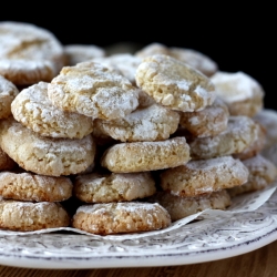 Ricciarelli Italian Biscuits