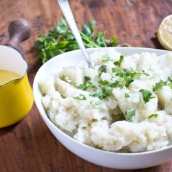 Easy Garlic Mashed Potatoes