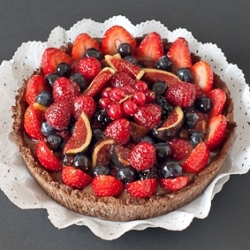 Fruit Tart with Chocolate Creme