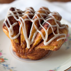 Pumpkin Fantail Cinnamon Rolls