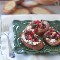 The Best Tomato Bruschetta