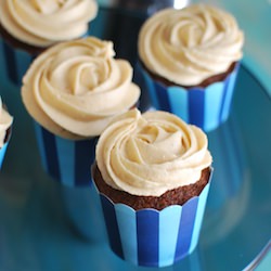 Gingerbread-Pear Cupcakes