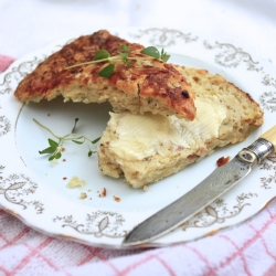 Bacon Apple & Cheddar Potato Scones