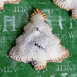 Mixed Berry Christmas Tree Hand Pie