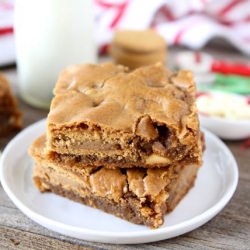 Gingerbread Oreo Blondies