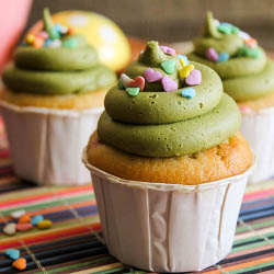 Cupcakes with Matcha Buttercream