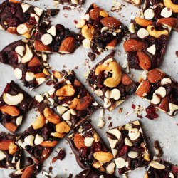 Easy Holiday Chocolate Bark