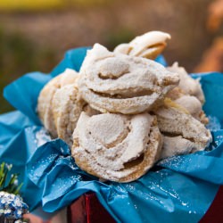 Finnish Meringue Cookies