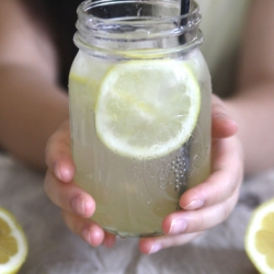 Sparkling Ginger Lemonade