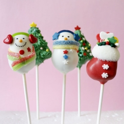 Christmas Wonderland Cake Pops