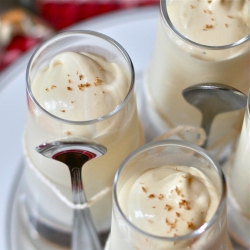 Egg Nog Pudding Shots