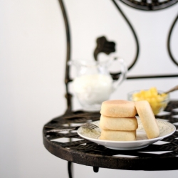 Taiwanese Pineapple Cakes