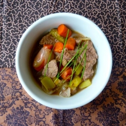 Beef Stew with Ginger and Tomatillo