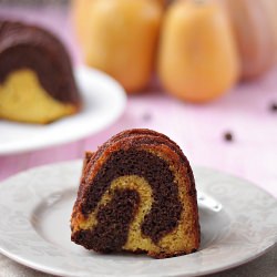 Pumpkin and Chocolate Cake Marbled