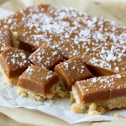 Salted Caramel Shortbread Bites