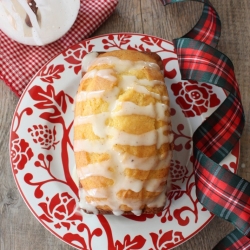 Eggnog Bread with Rum Glaze