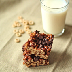 Chocolate PB Cheerio Treats