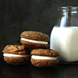 Pumpkin Molasses Sandwich Cookies