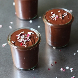 5 Minute Chocolate Peppermint Mousse