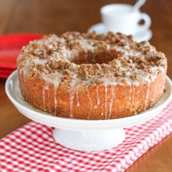 Eggnog Crumb Cake