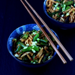 Spicy Fat Noodles with Snow Peas