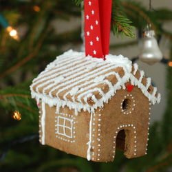 Gingerbread House Tree Ornaments