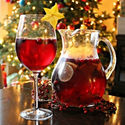 Christmas Cranberry Sangria