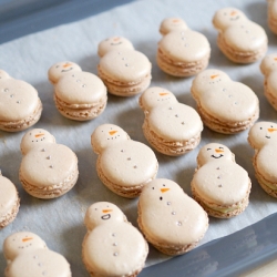 Snowmen Macarons