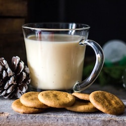 Easy Eggless Eggnog