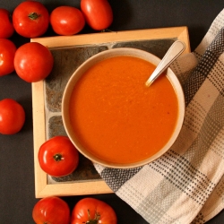 Creamy Vegan Marinara Soup