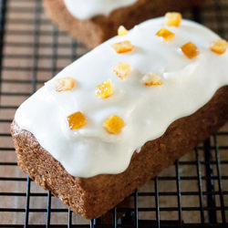 Mini Holiday Gingerbread Loaves